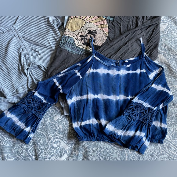 Crop tops - Picture 6 of 12